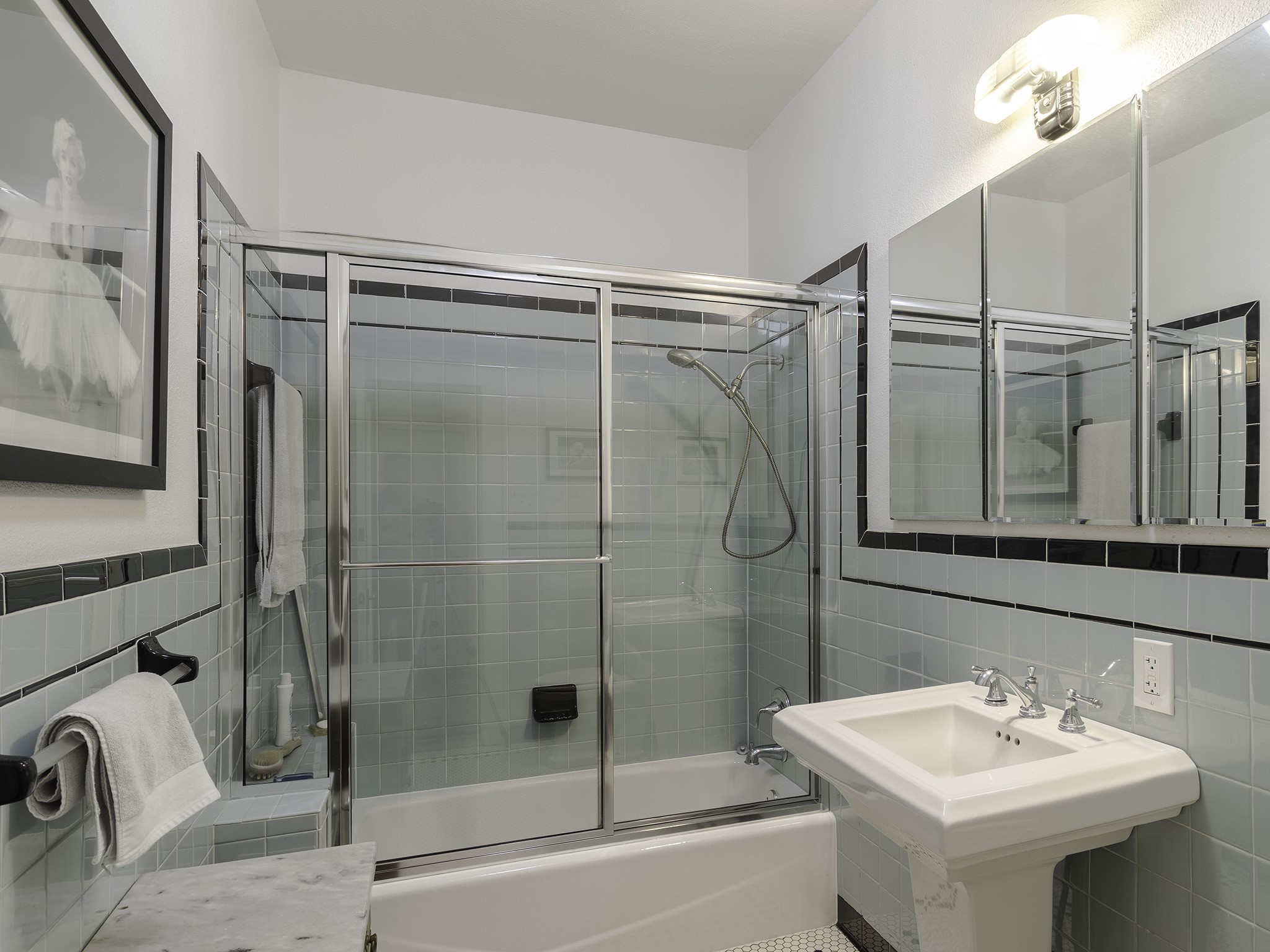 4726 Swiss Avenue Dallas TX 75204