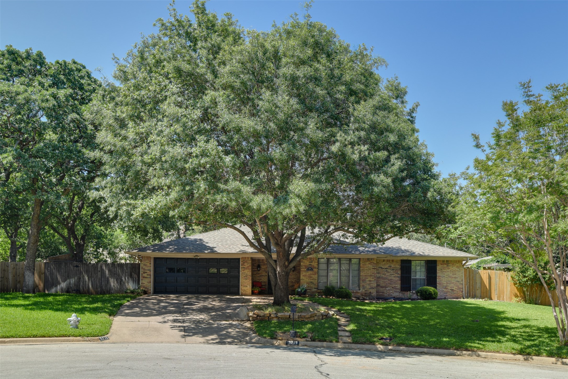 5719 Stage Line Court Arlington TX 76017