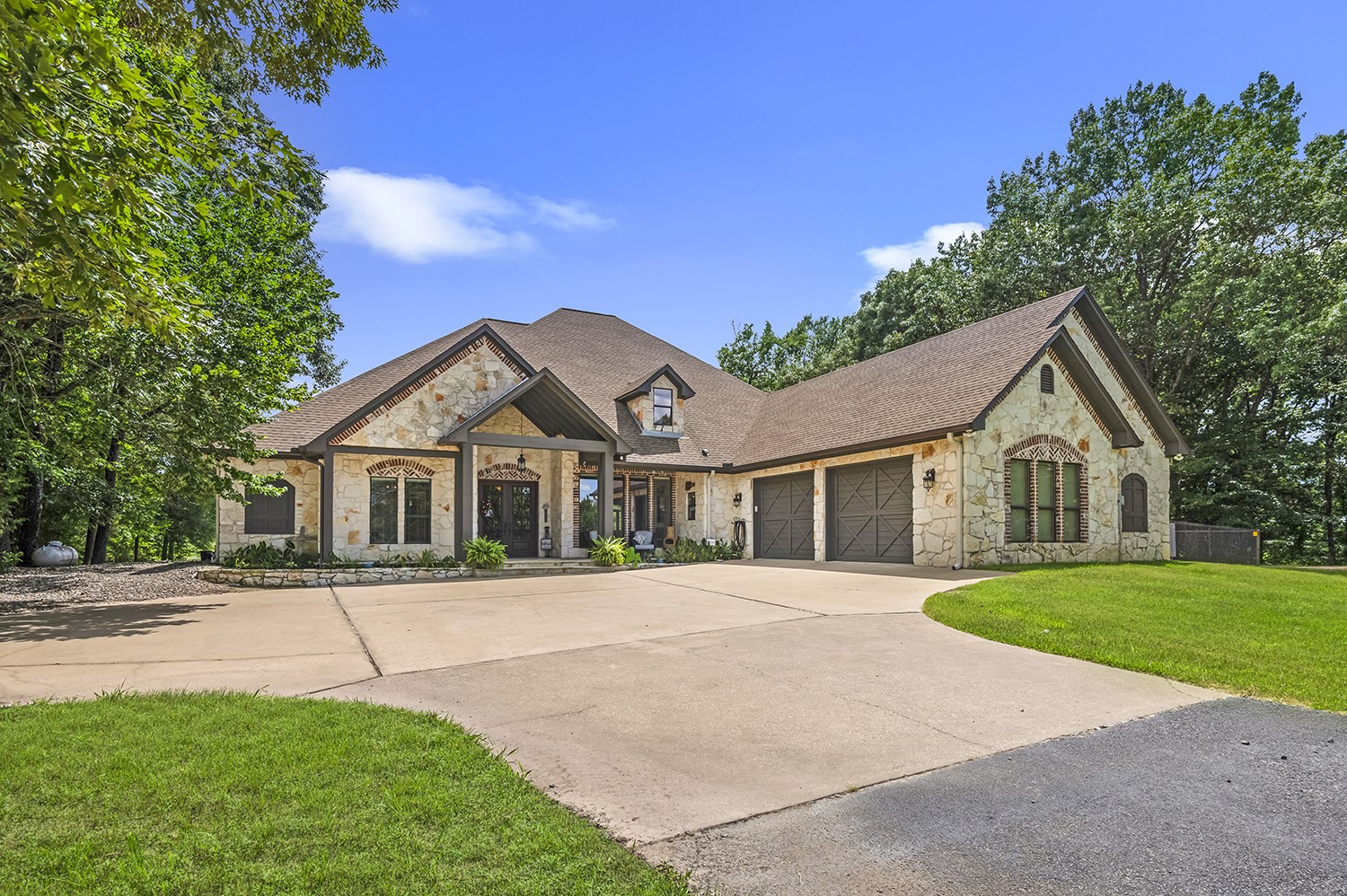 12075 St Highway 31 Brownsboro TX 75756