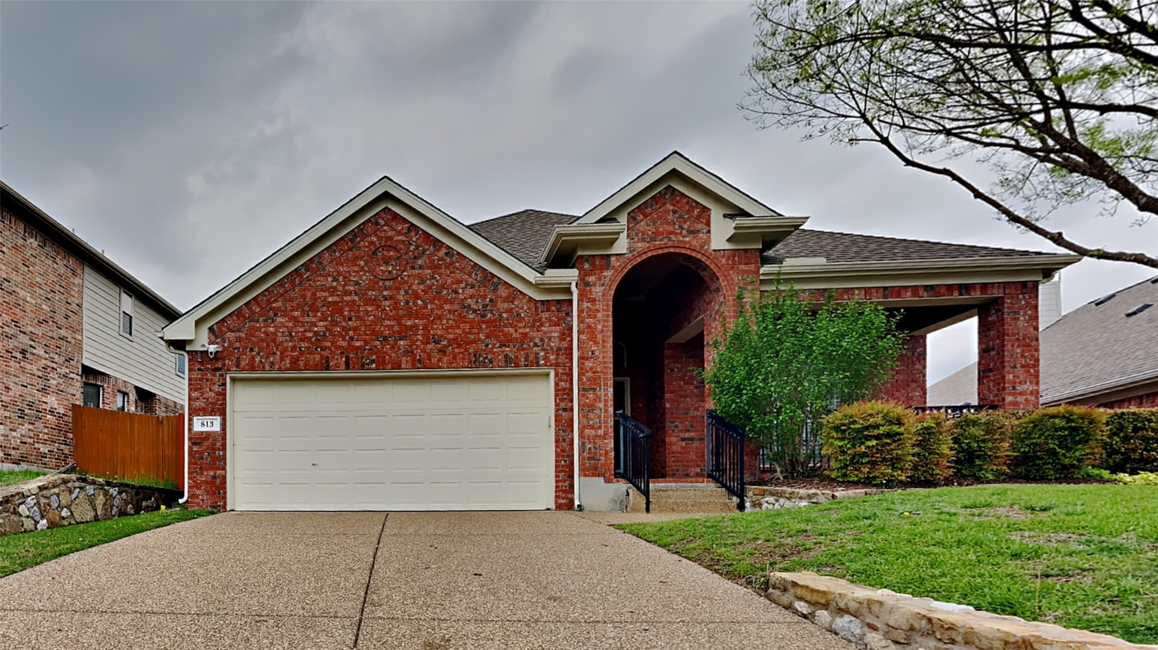 813 Dogwood Drive Garland TX 75040