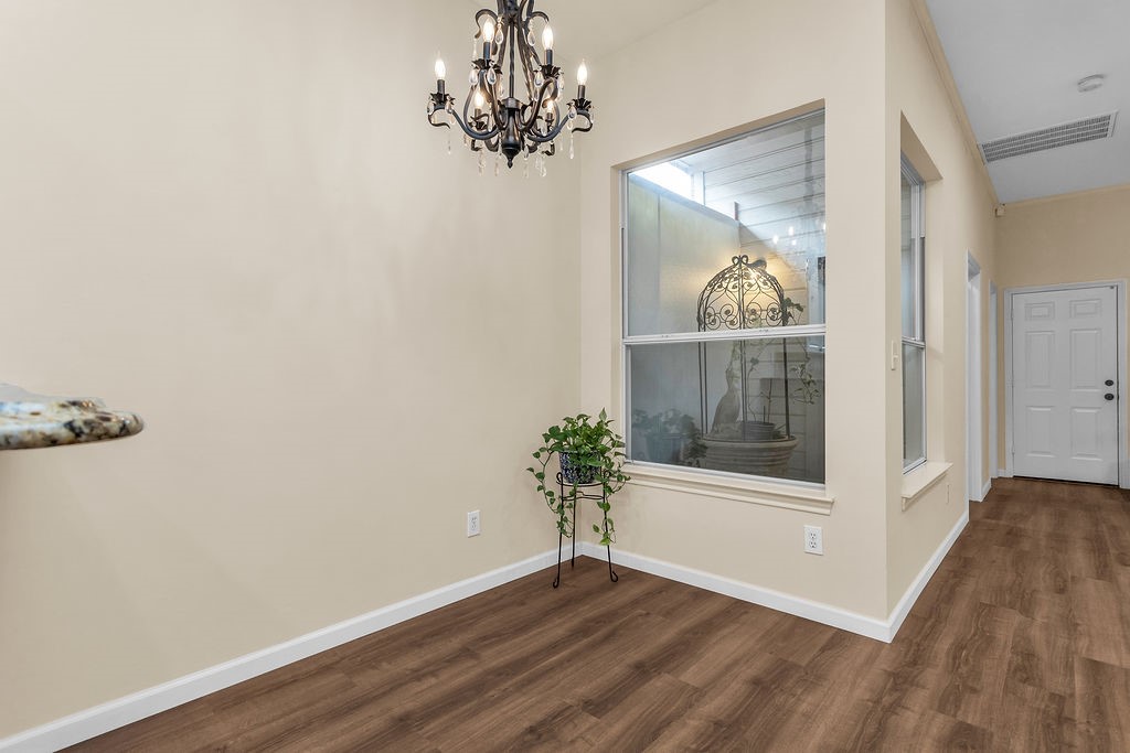 6015 Thursby Avenue Dallas TX 75252