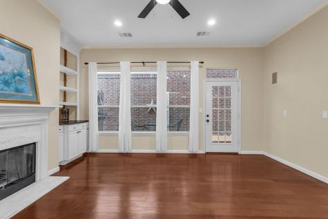 6015 Thursby Avenue Dallas TX 75252
