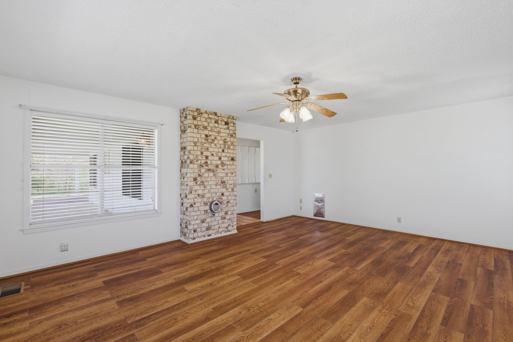 350 Private Road 6937 Alba TX 75410