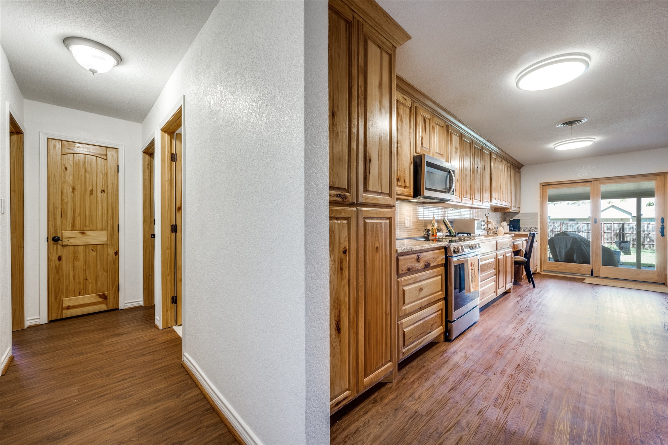 1406 Jackson Street Bowie TX 76230