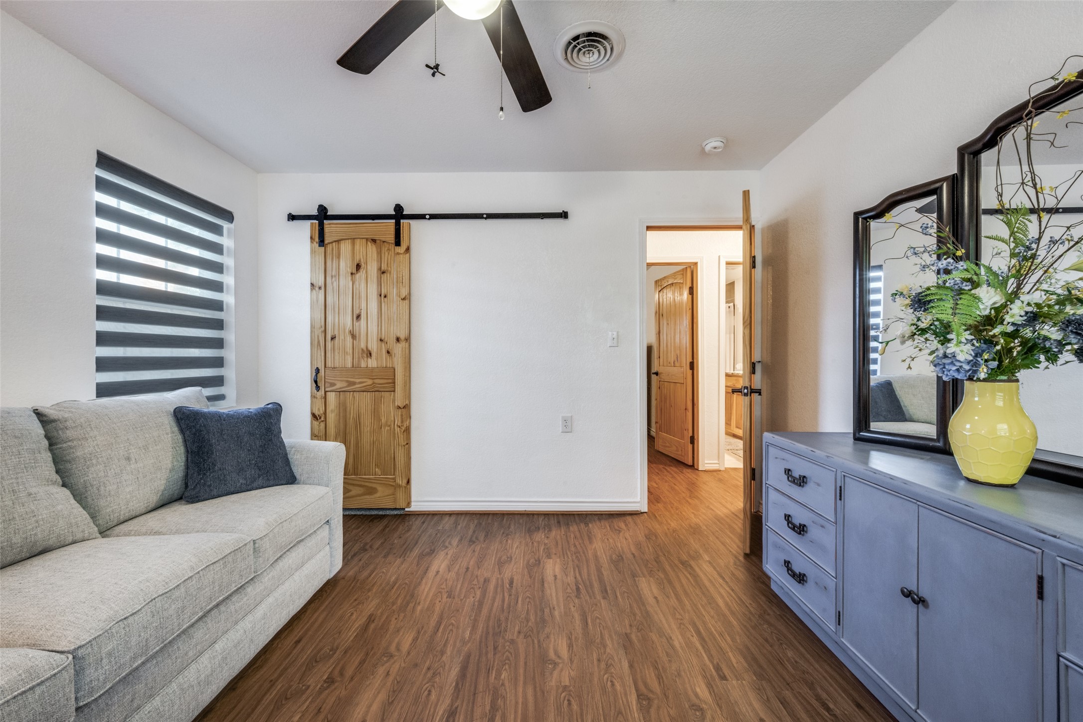 1406 Jackson Street Bowie TX 76230