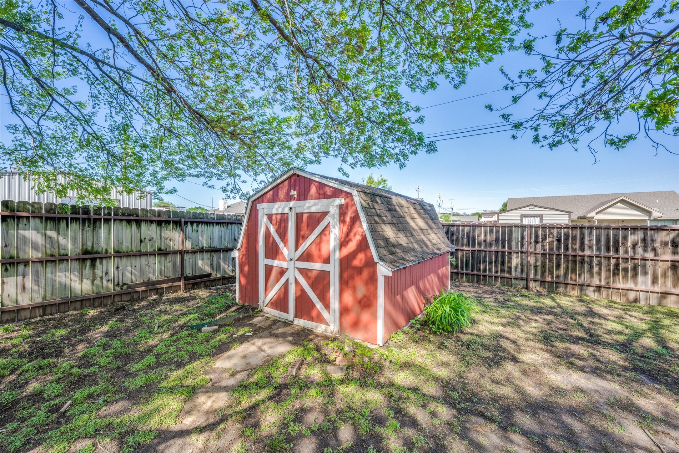 1406 Jackson Street Bowie TX 76230