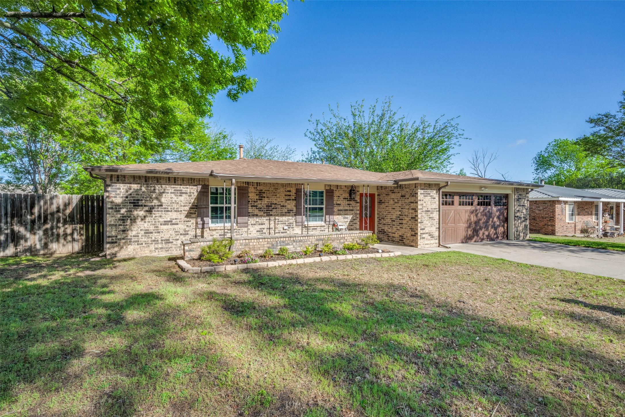 1406 Jackson Street Bowie TX 76230