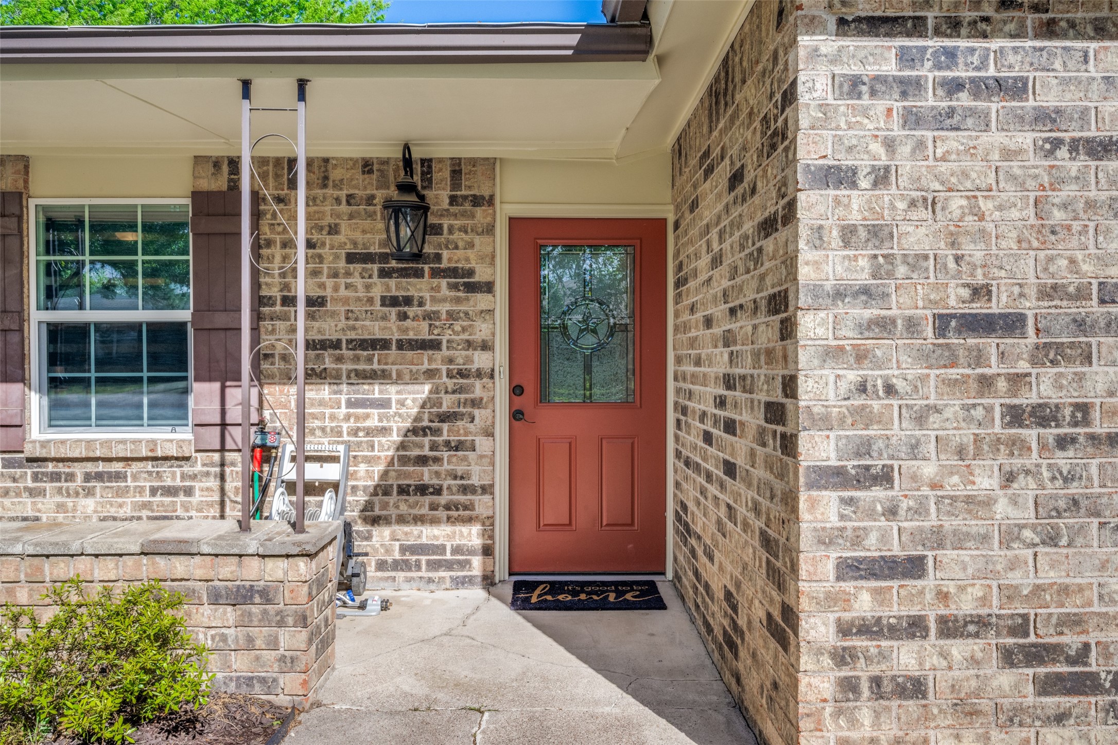 1406 Jackson Street Bowie TX 76230