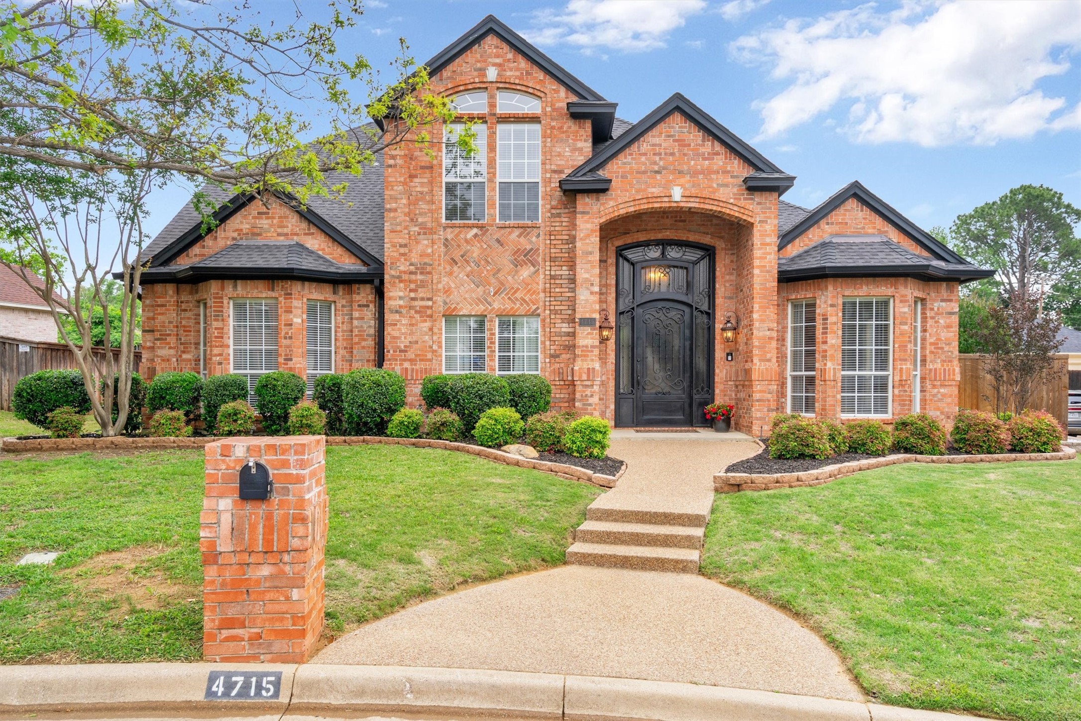 4715 Morris Heights Drive Arlington TX 76016