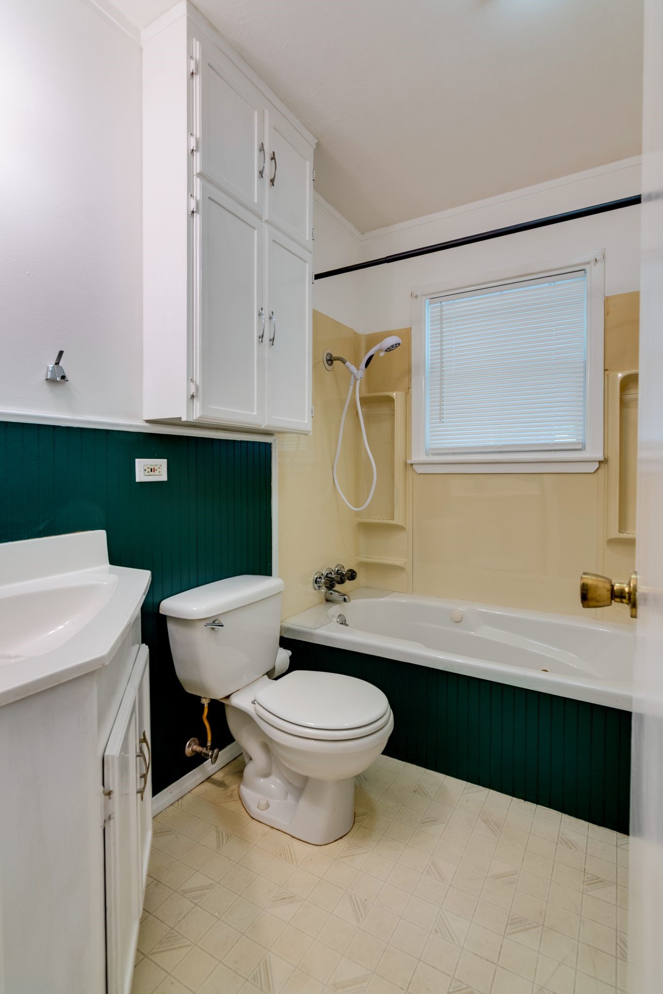5205 Roxie Street Haltom City TX 76117