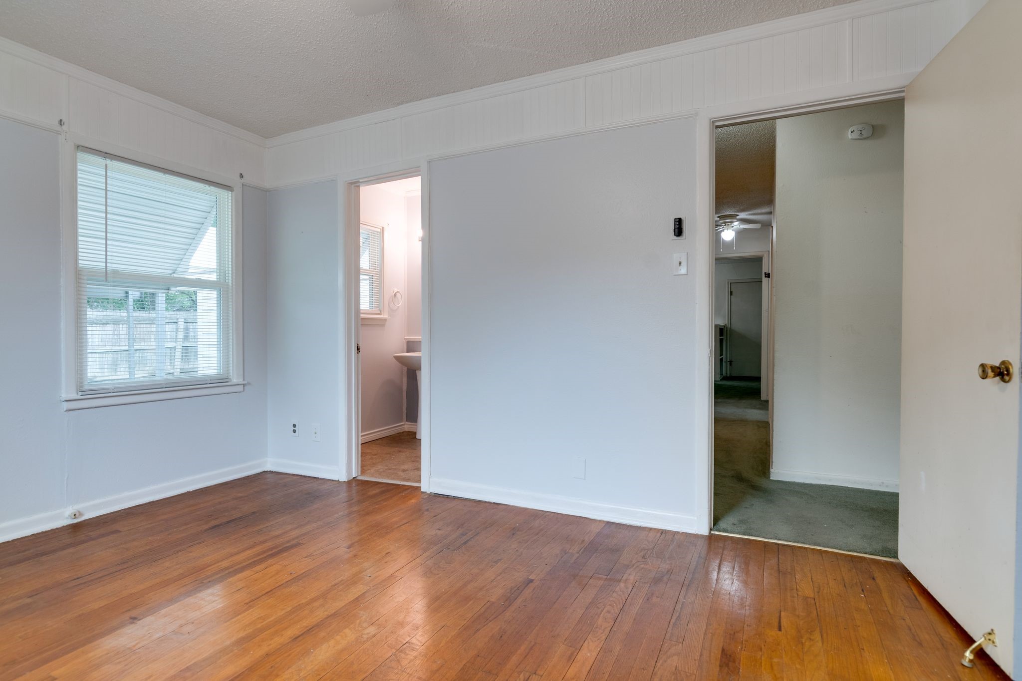 5205 Roxie Street Haltom City TX 76117