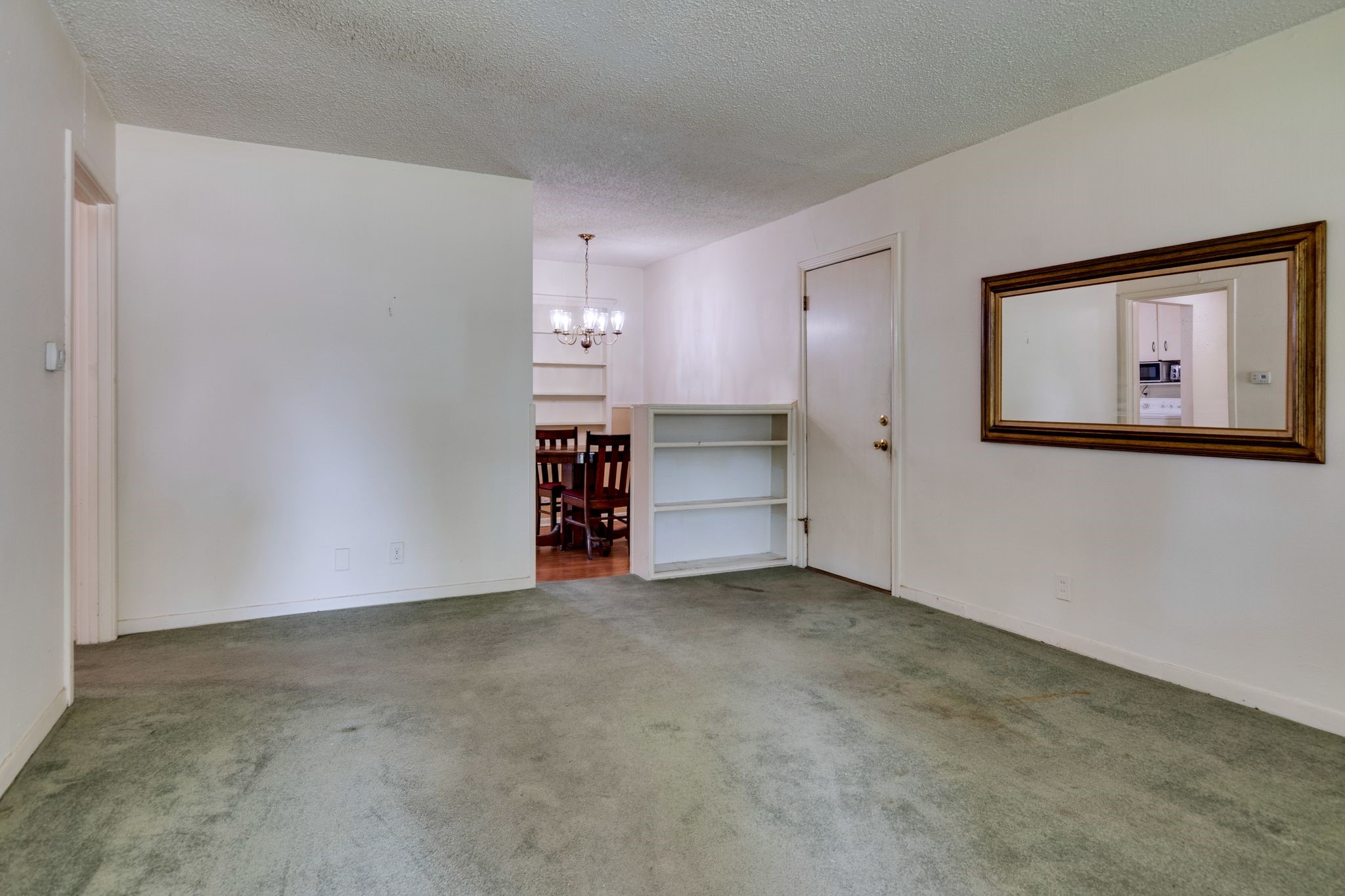 5205 Roxie Street Haltom City TX 76117