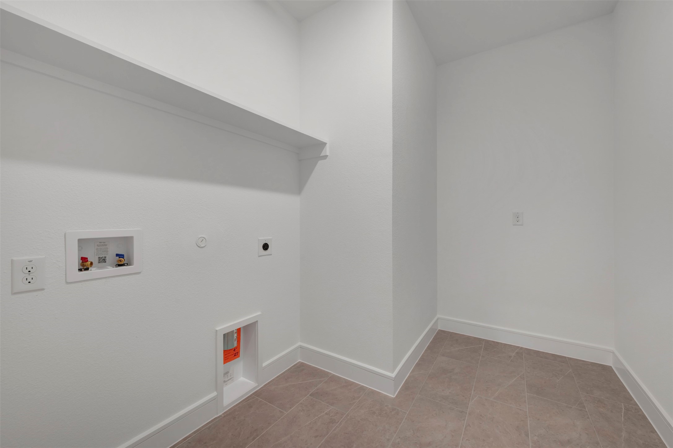 1004 Ashcroft Lane Justin TX 76247