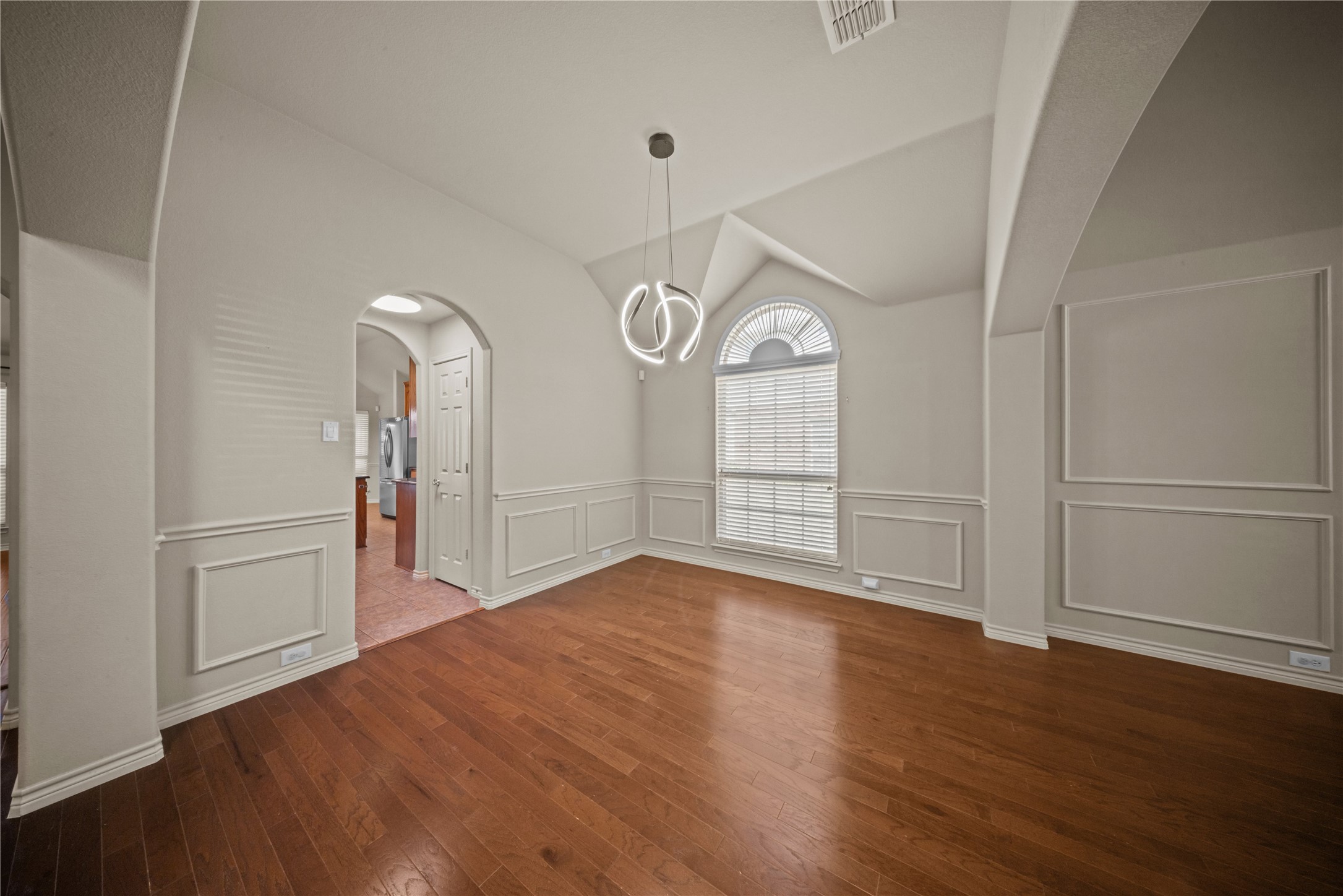 4505 Gannet Lane Garland TX 75043