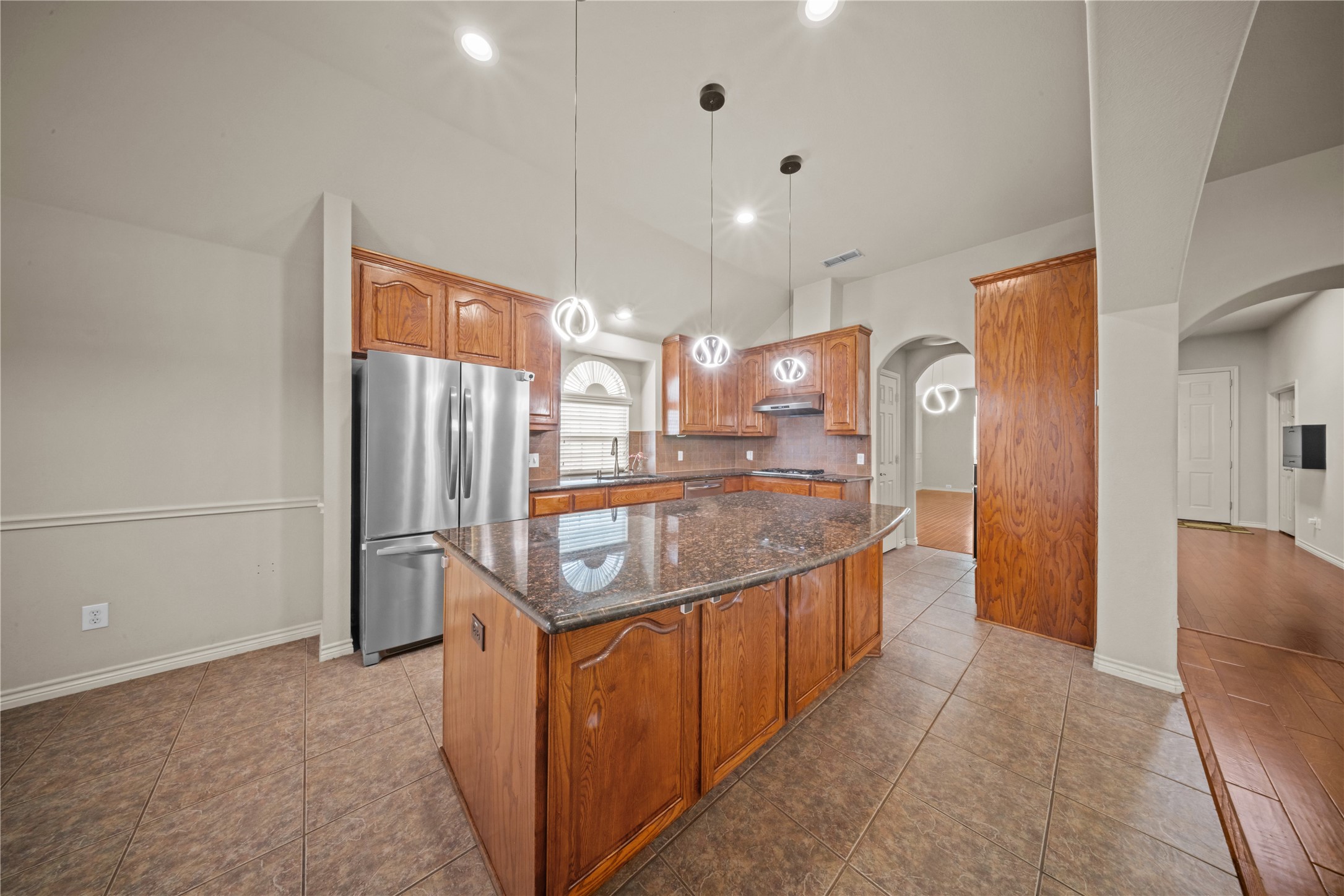 4505 Gannet Lane Garland TX 75043