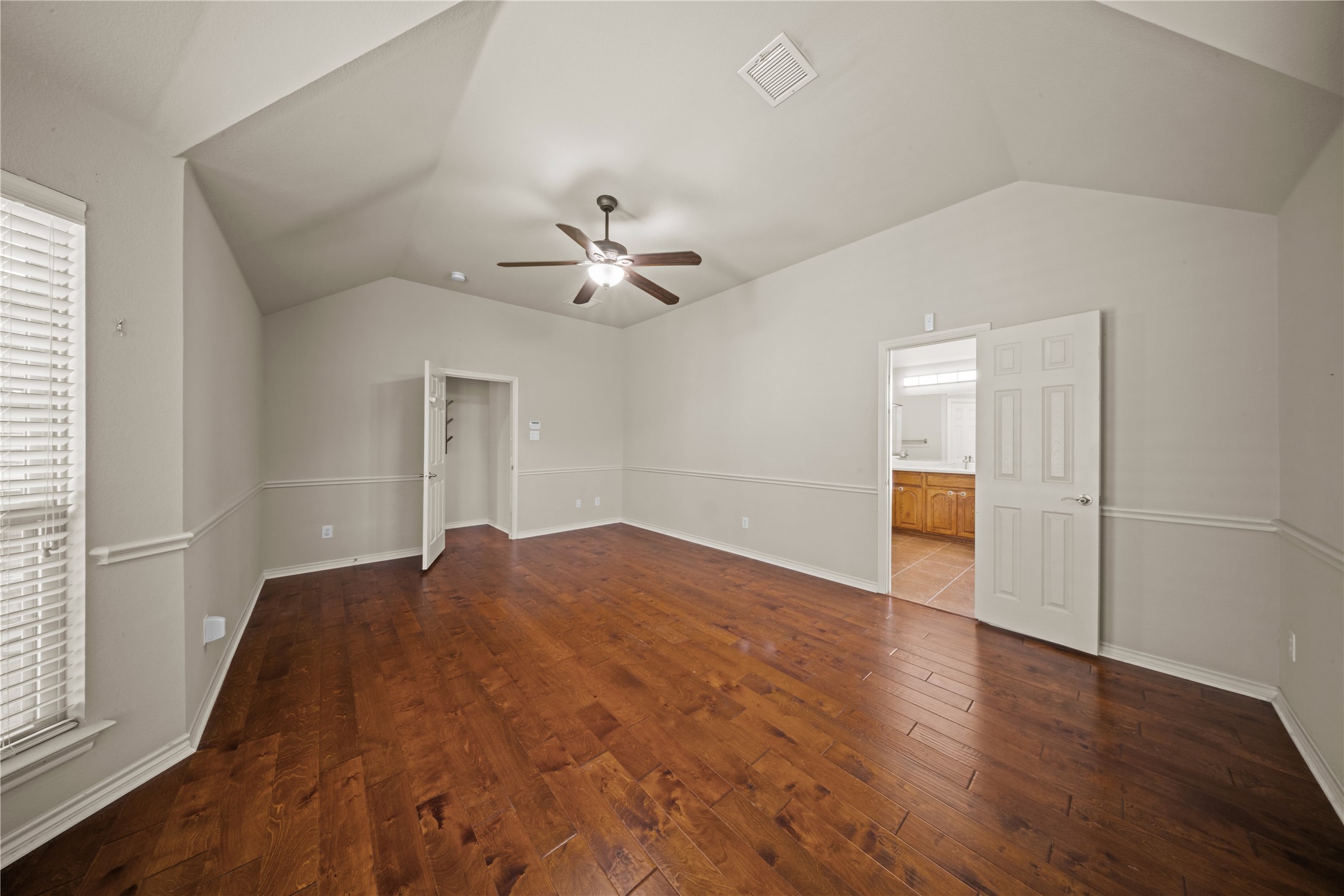 4505 Gannet Lane Garland TX 75043