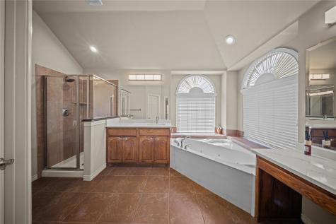 4505 Gannet Lane Garland TX 75043