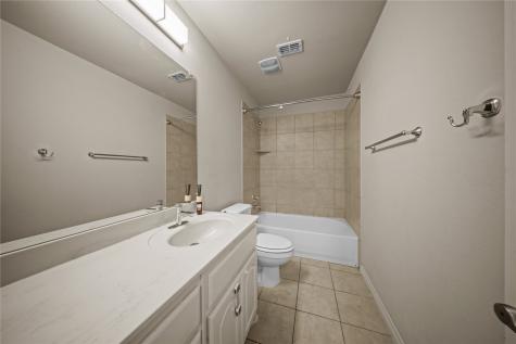 4505 Gannet Lane Garland TX 75043