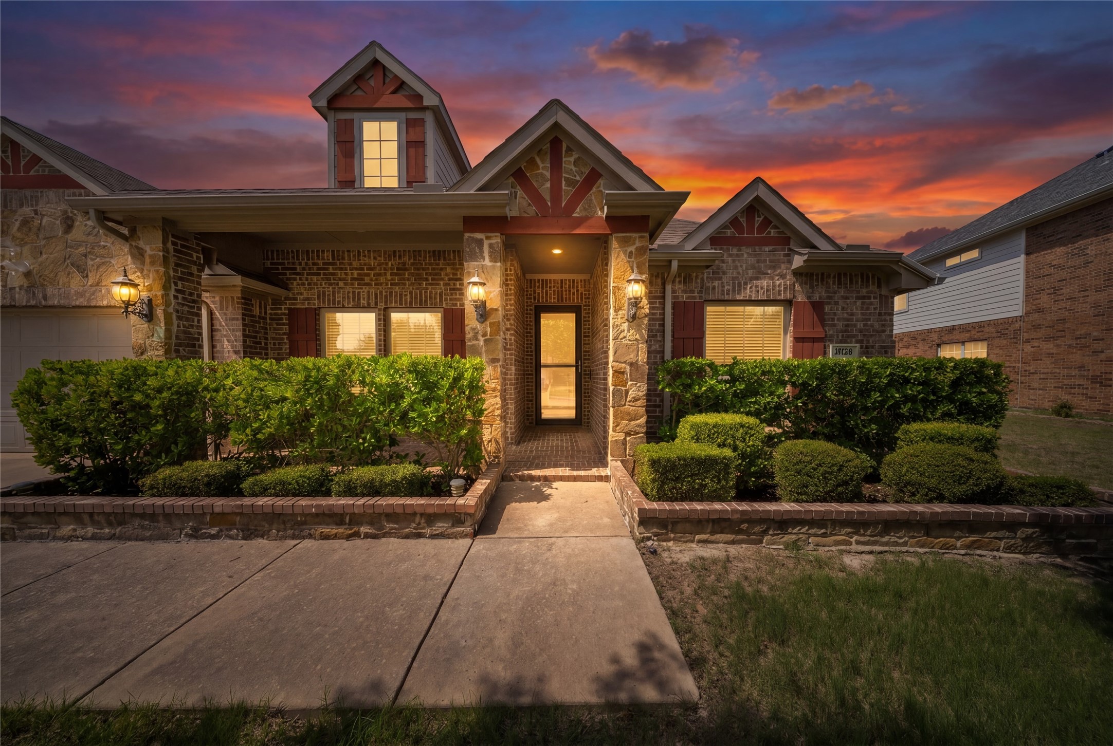 4505 Gannet Lane Garland TX 75043