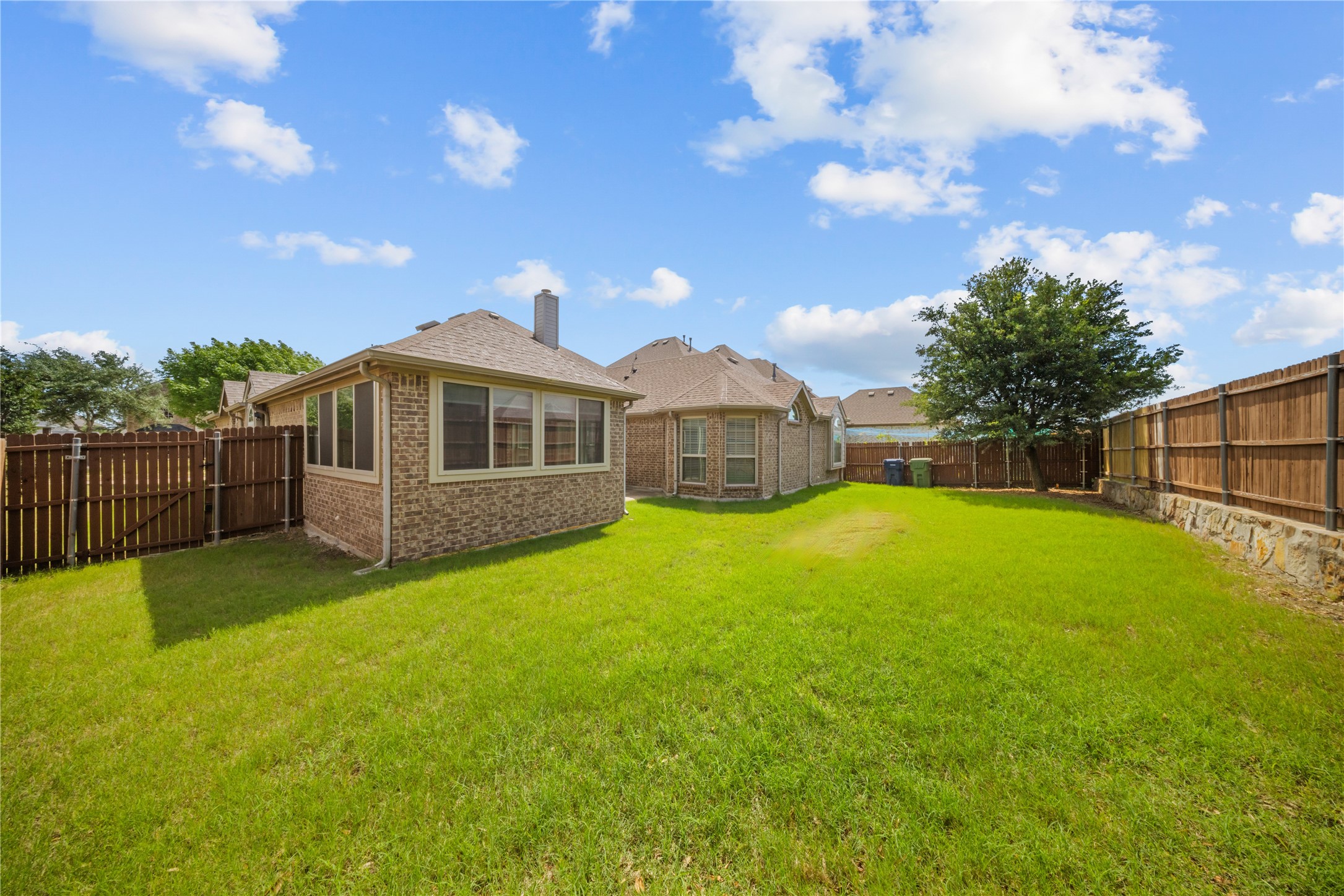 4505 Gannet Lane Garland TX 75043