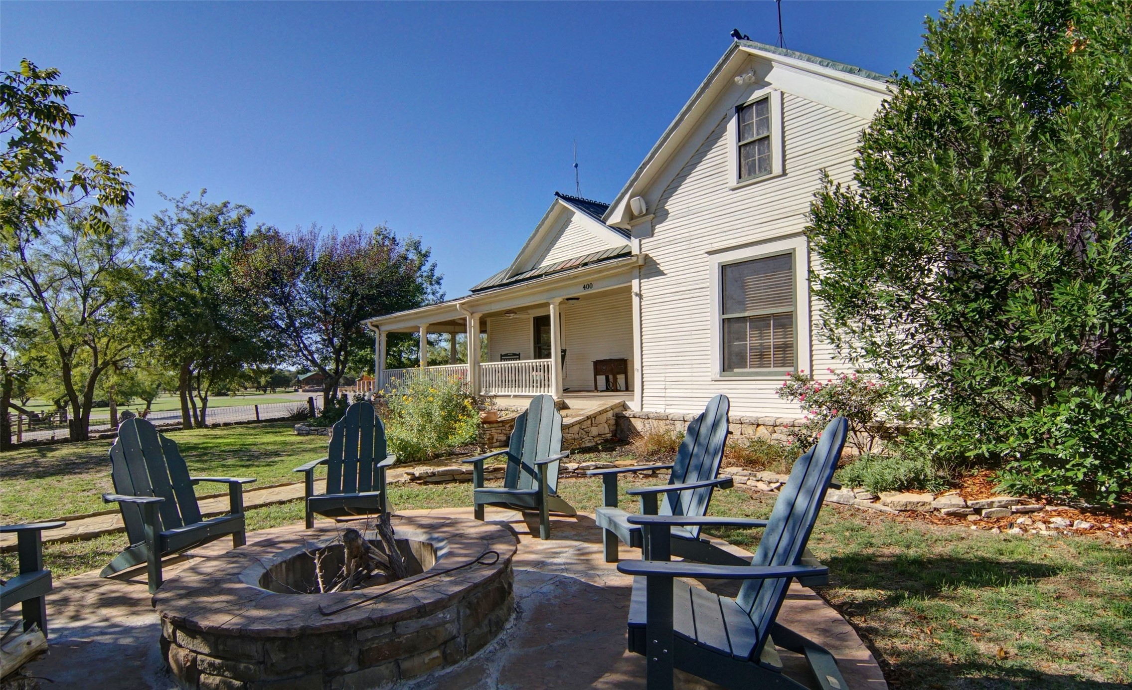 400 S Weldons Way Graford TX 76449