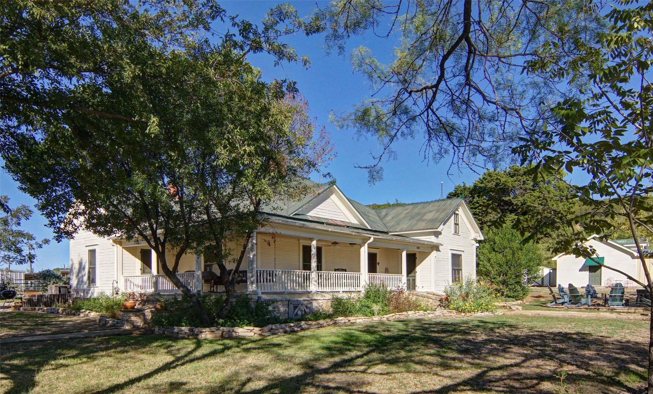 400 S Weldons Way Graford TX 76449