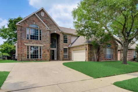 725 Palm Desert Drive Garland TX 75044