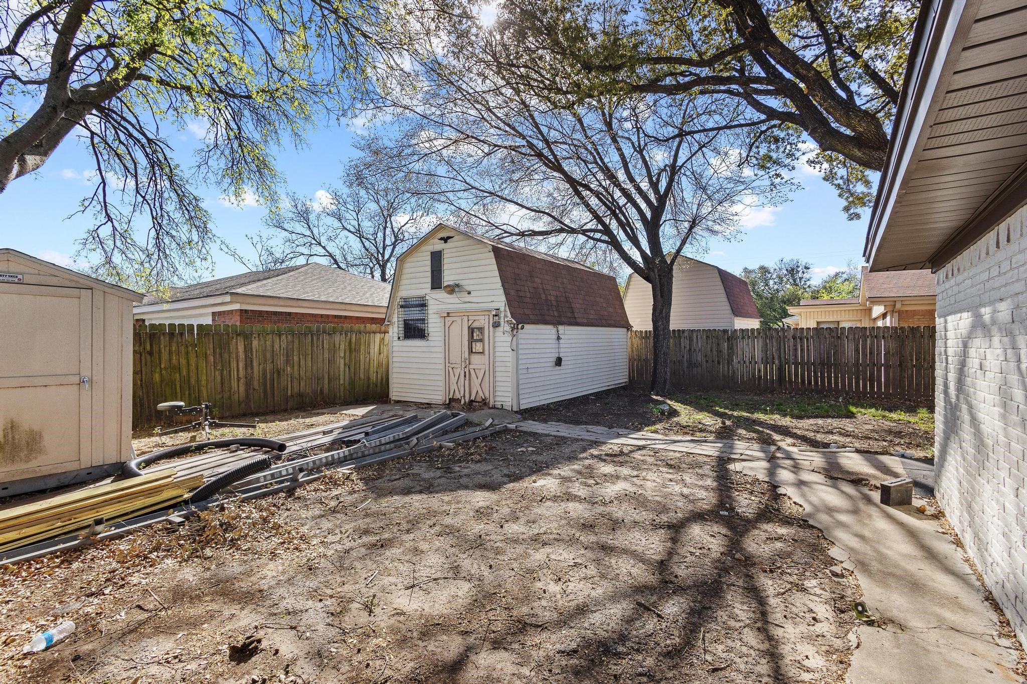 2401 Hillcrest Avenue Greenville TX 75402