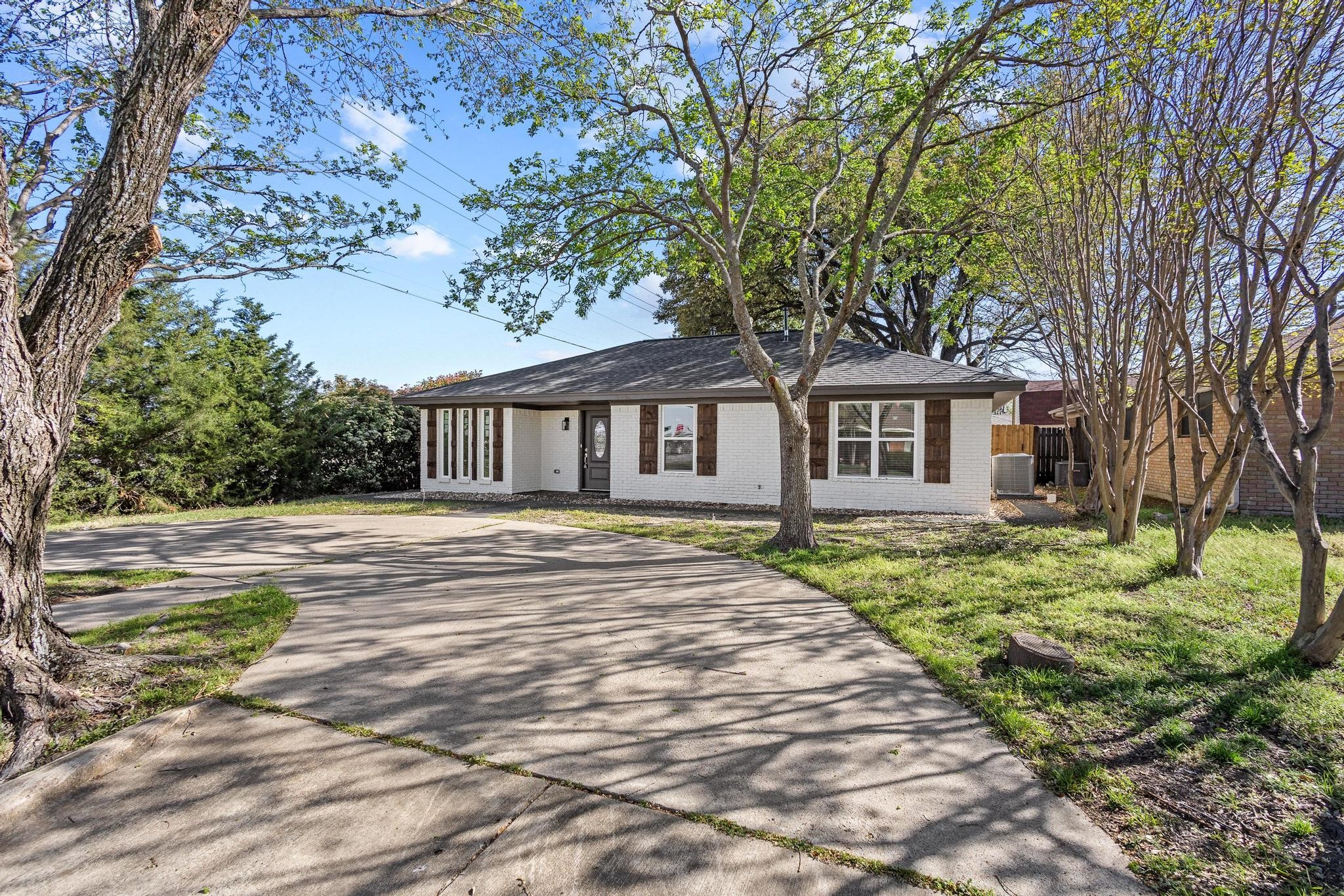 2401 Hillcrest Avenue Greenville TX 75402