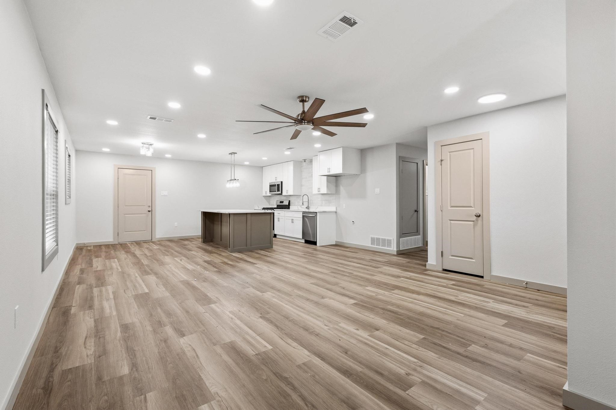 2401 Hillcrest Avenue Greenville TX 75402