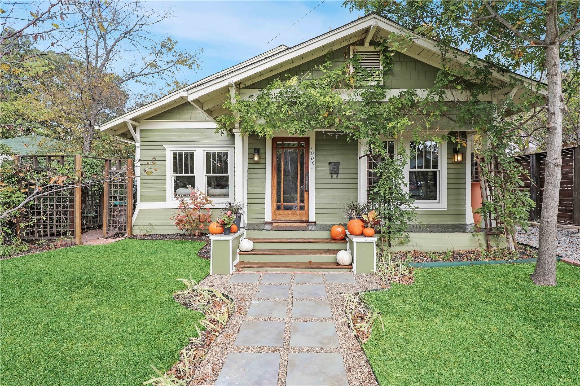 1006 Tucker Street Mckinney TX 75069