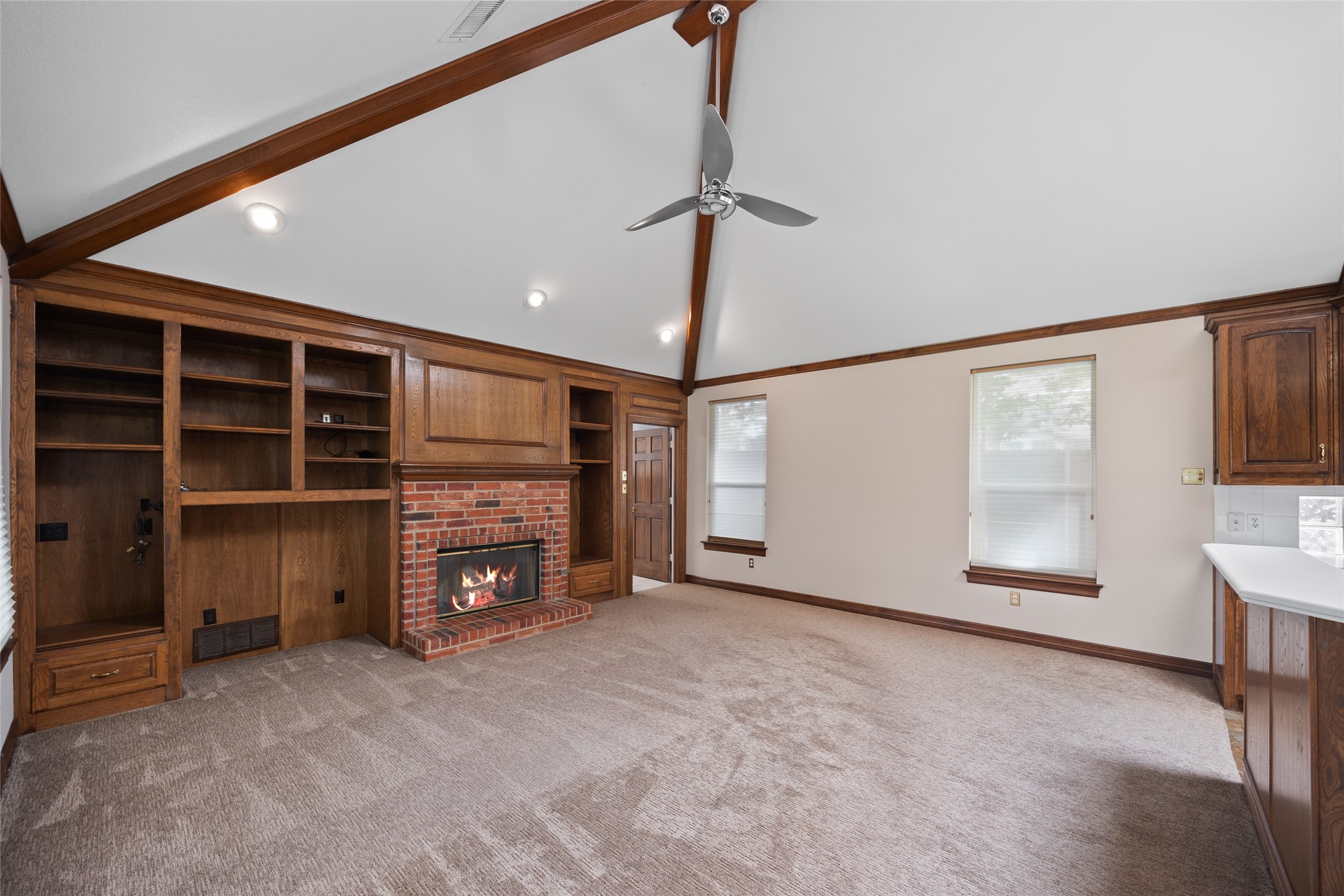 8 Equestrian Trail Duncanville TX 75116