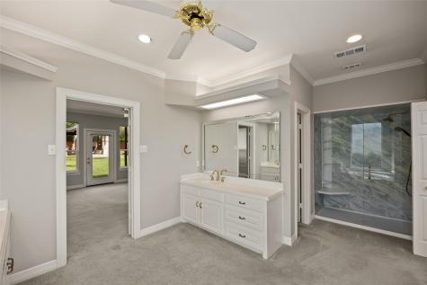 8 Equestrian Trail Duncanville TX 75116