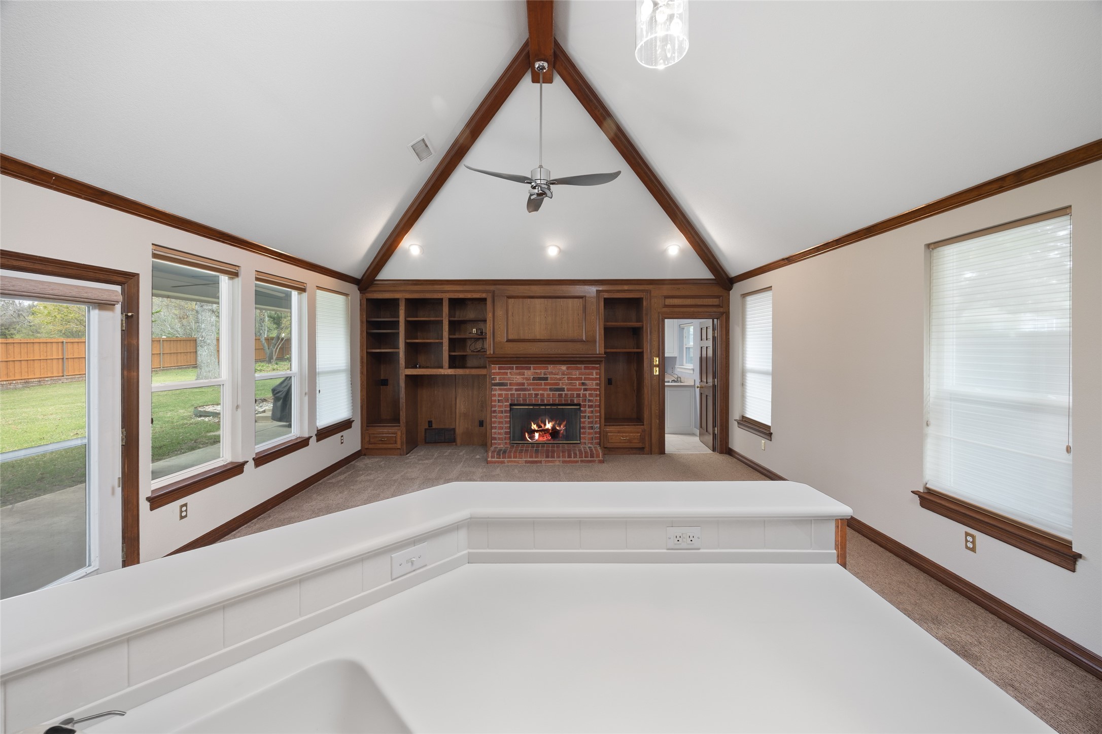 8 Equestrian Trail Duncanville TX 75116