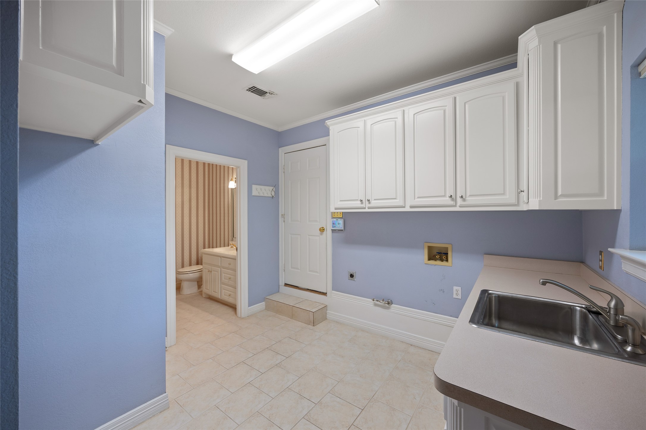 8 Equestrian Trail Duncanville TX 75116