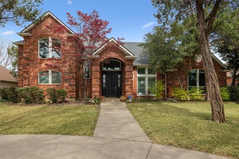 8 Equestrian Trail Duncanville TX 75116