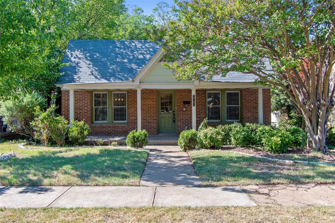 2765 Ivandell Avenue Dallas TX 75211