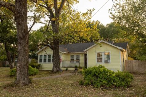 103 N Baugh Street Alvarado TX 76009