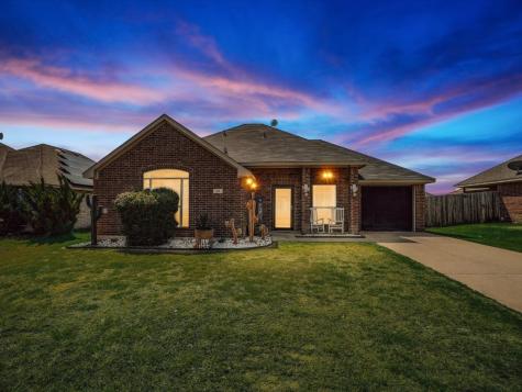 634 Jordan Lane Waxahachie TX 75165