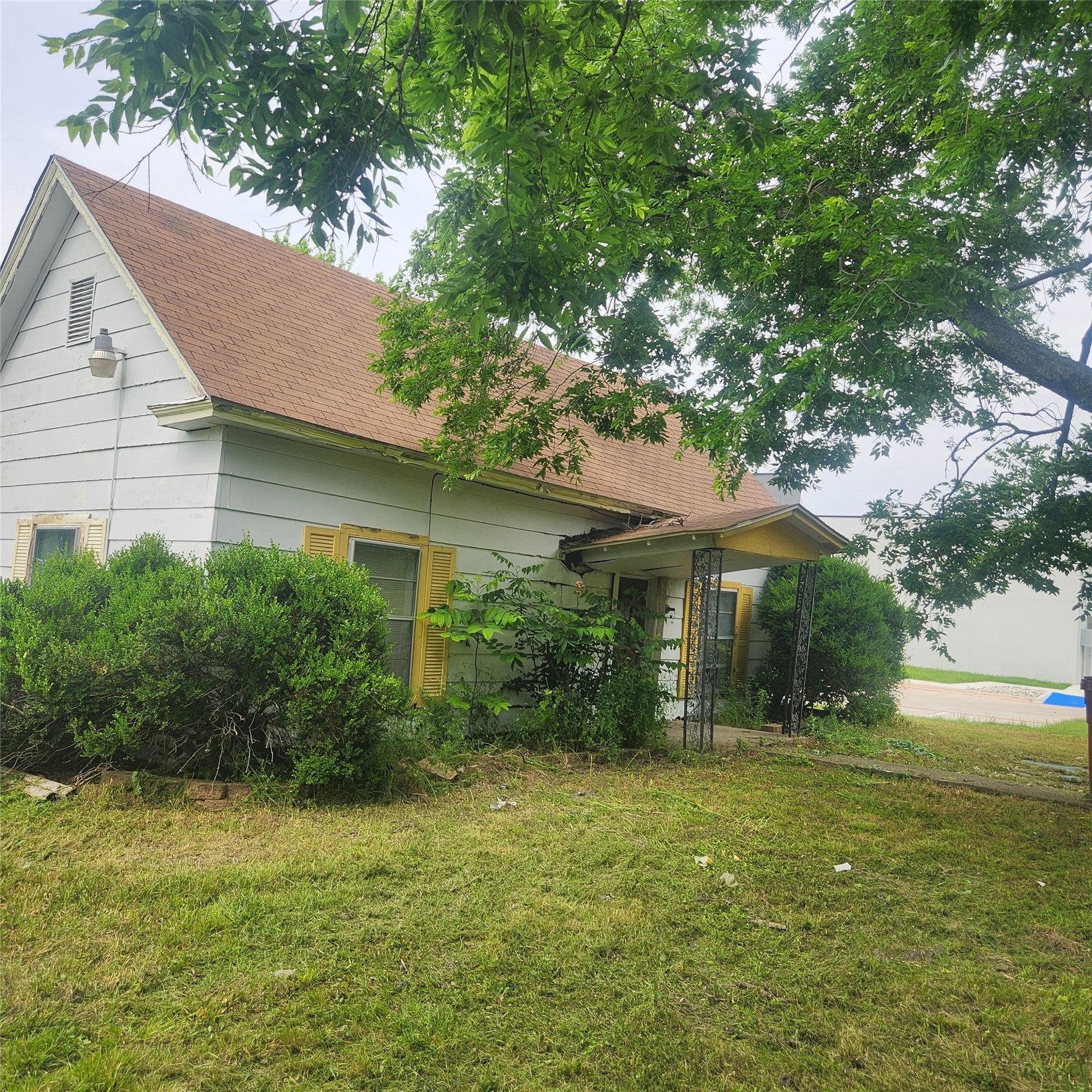 520 Locust Street Farmersville TX 75442