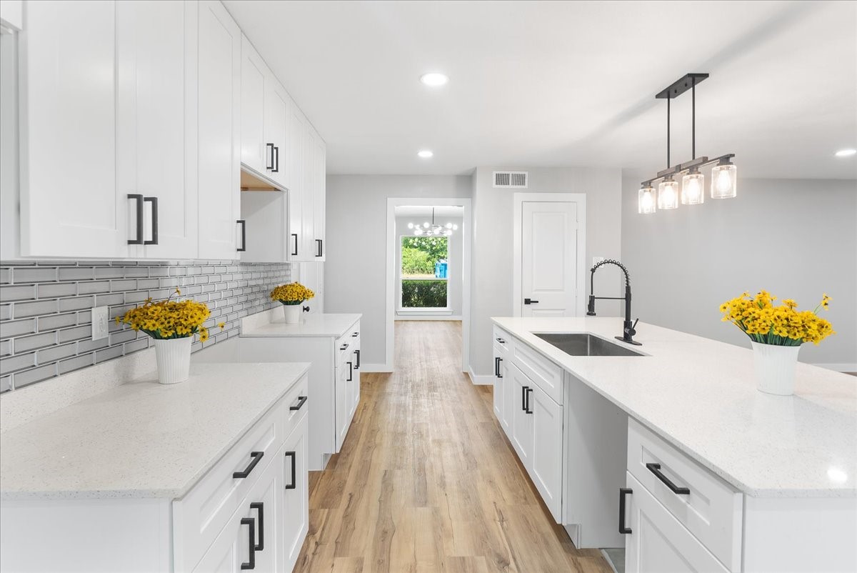 706 W Five Mile Parkway Dallas TX 75224