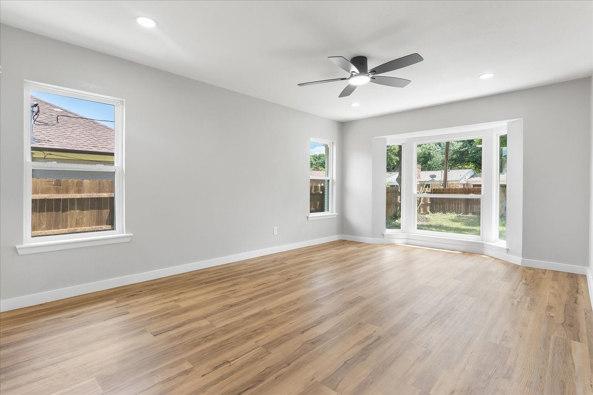 706 W Five Mile Parkway Dallas TX 75224