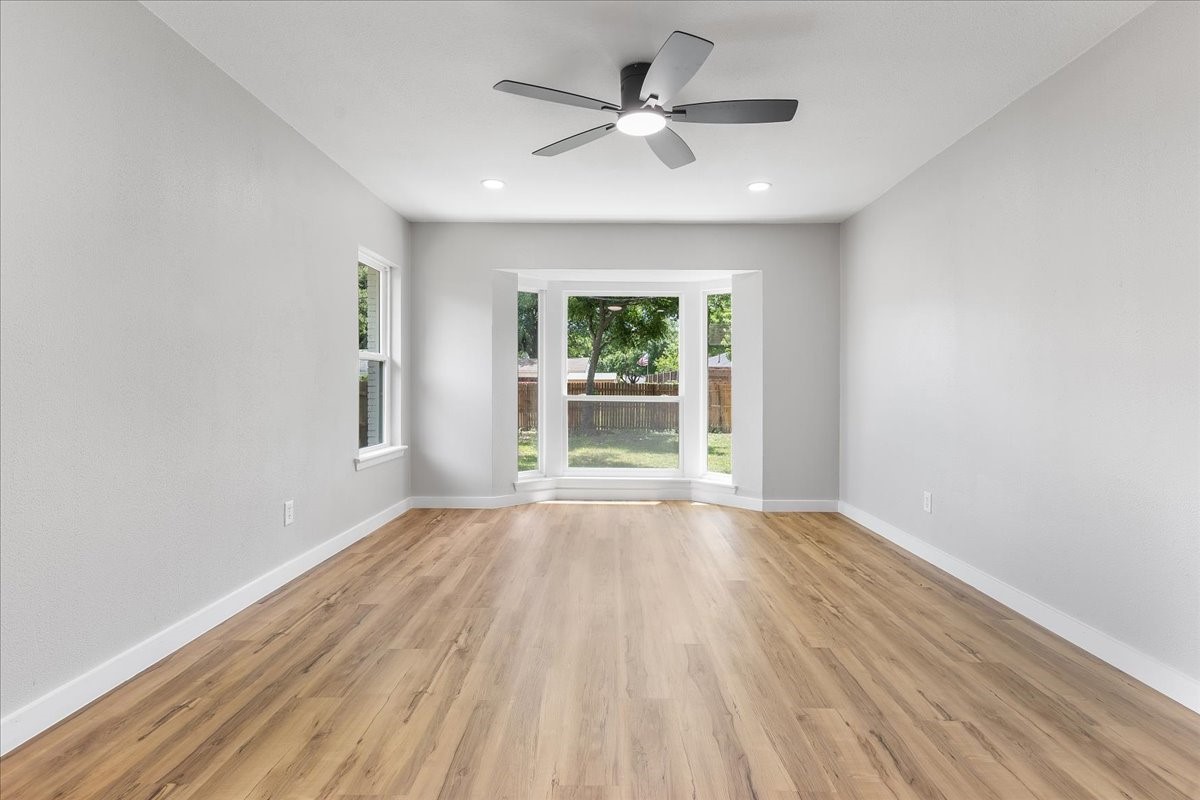 706 W Five Mile Parkway Dallas TX 75224