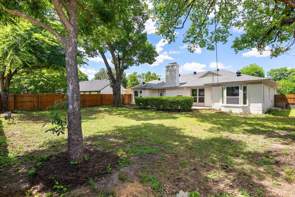 706 W Five Mile Parkway Dallas TX 75224