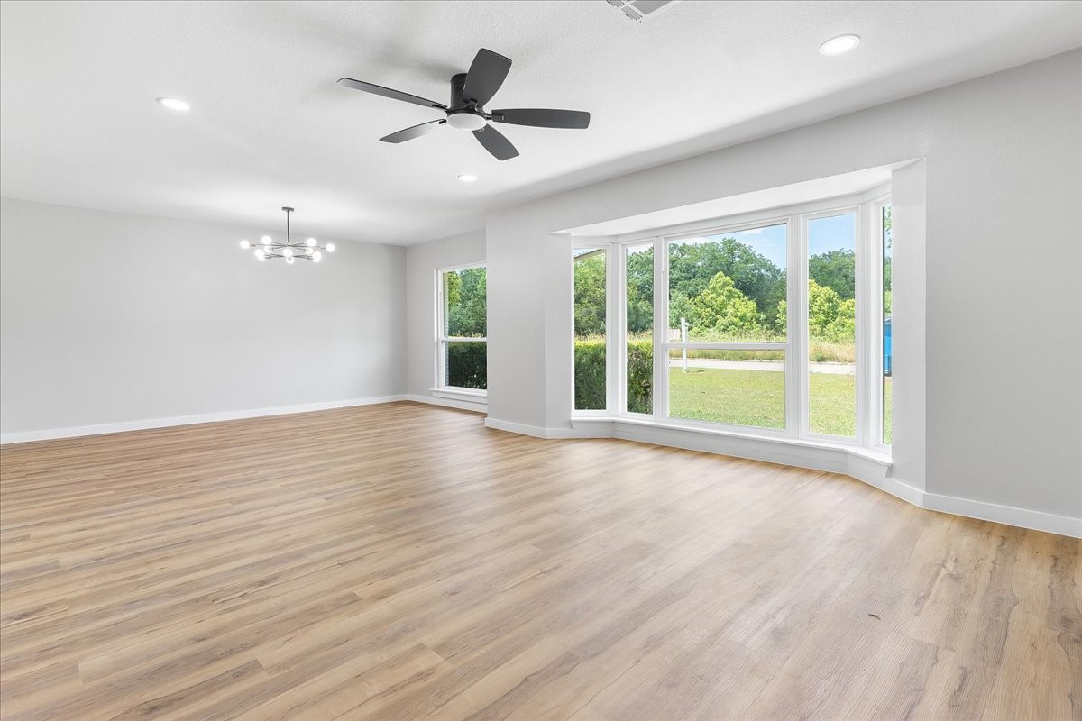 706 W Five Mile Parkway Dallas TX 75224