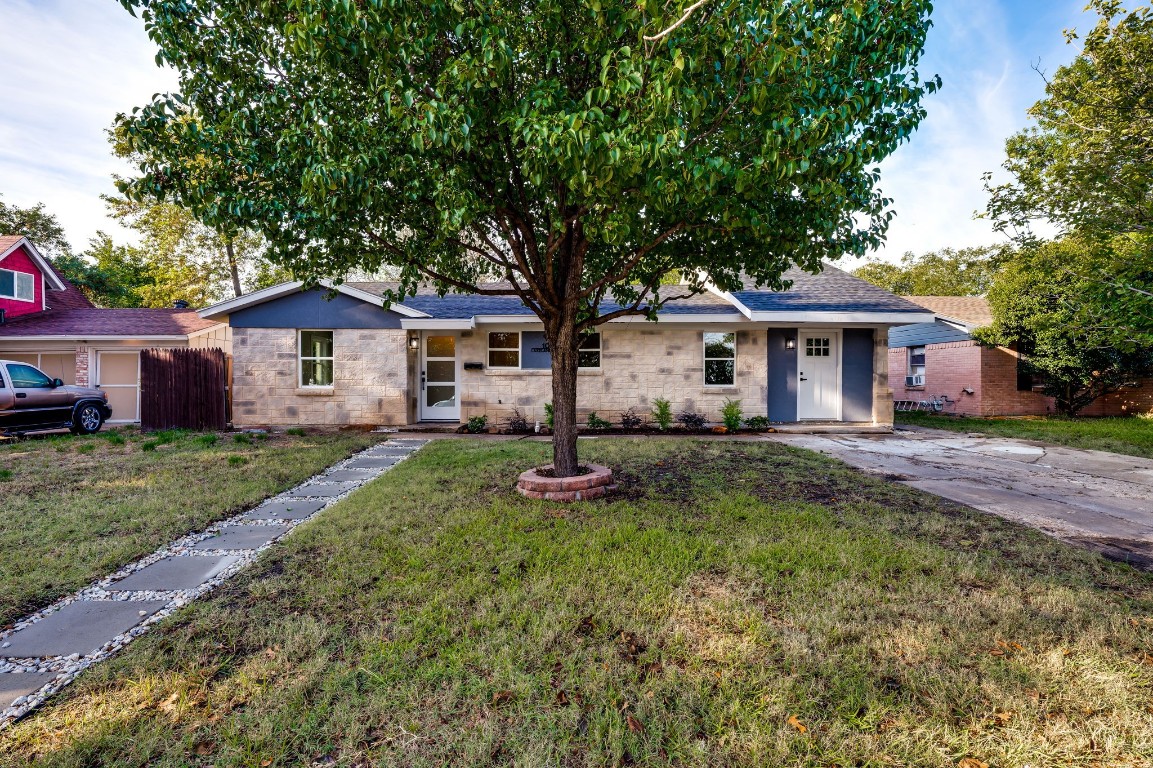 1023 Lakeland Drive Lewisville TX 75067