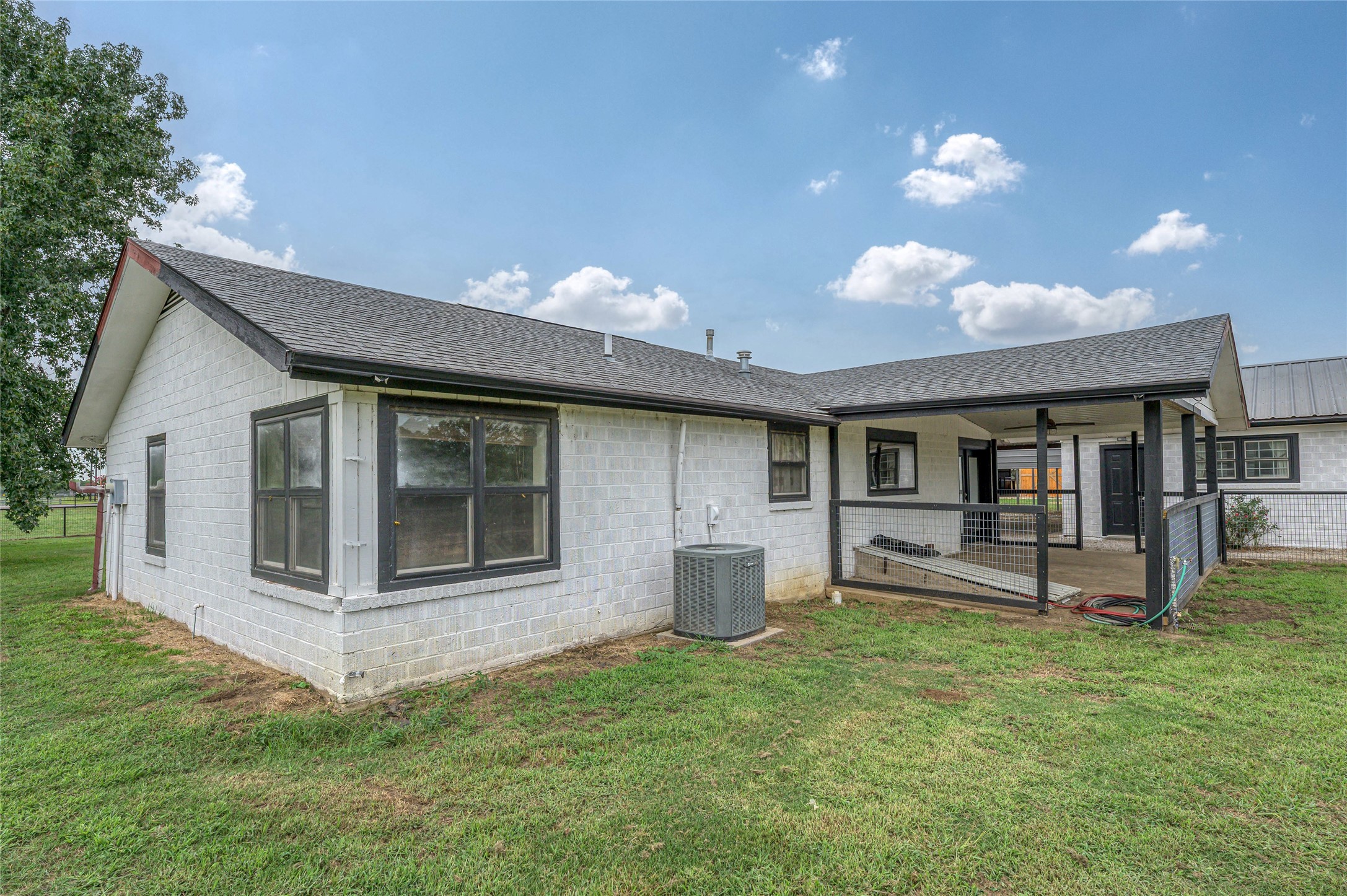 27403 State Highway 56 Whitesboro TX 76273