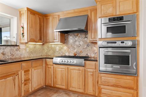 27403 State Highway 56 Whitesboro TX 76273