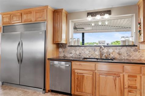 27403 State Highway 56 Whitesboro TX 76273