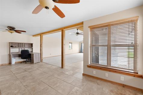 27403 State Highway 56 Whitesboro TX 76273